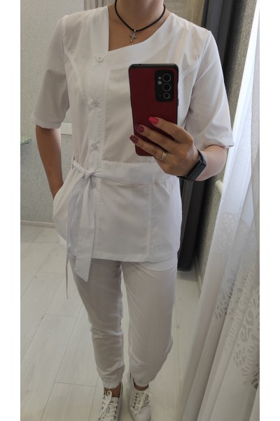 Медицинский  костюм-модель-22135 (ткань-х/б/белый/размер  42-56)