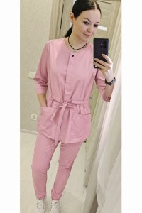 Медичний костюм-модель-32125 (тканина-коттон/пудра/розмір 46-62р) Медичний костюм-модель-32125 (тканина-коттон/пудра/розмір 46-62р)